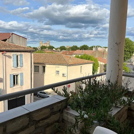 Bright In The Center Of Apartmán